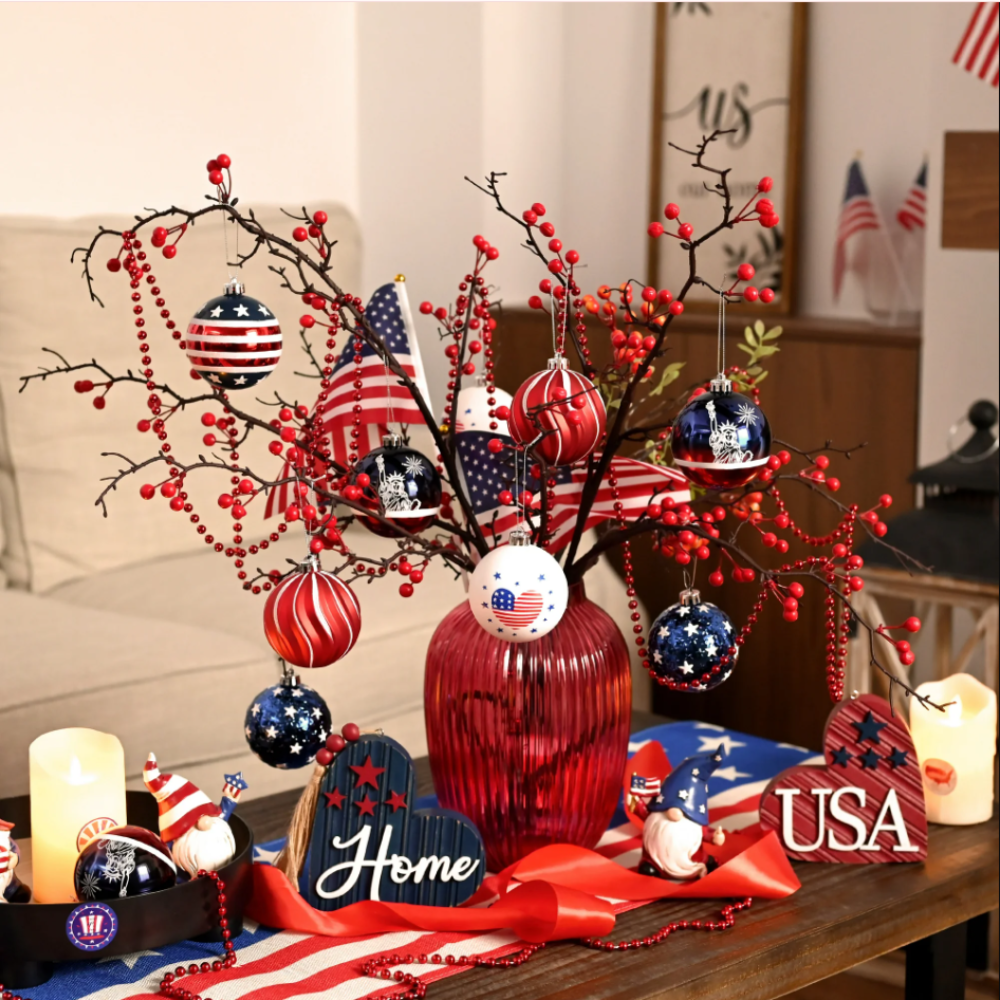 Independence Day Bauble Ornaments, 16 Piece Patriotic Tree Decor