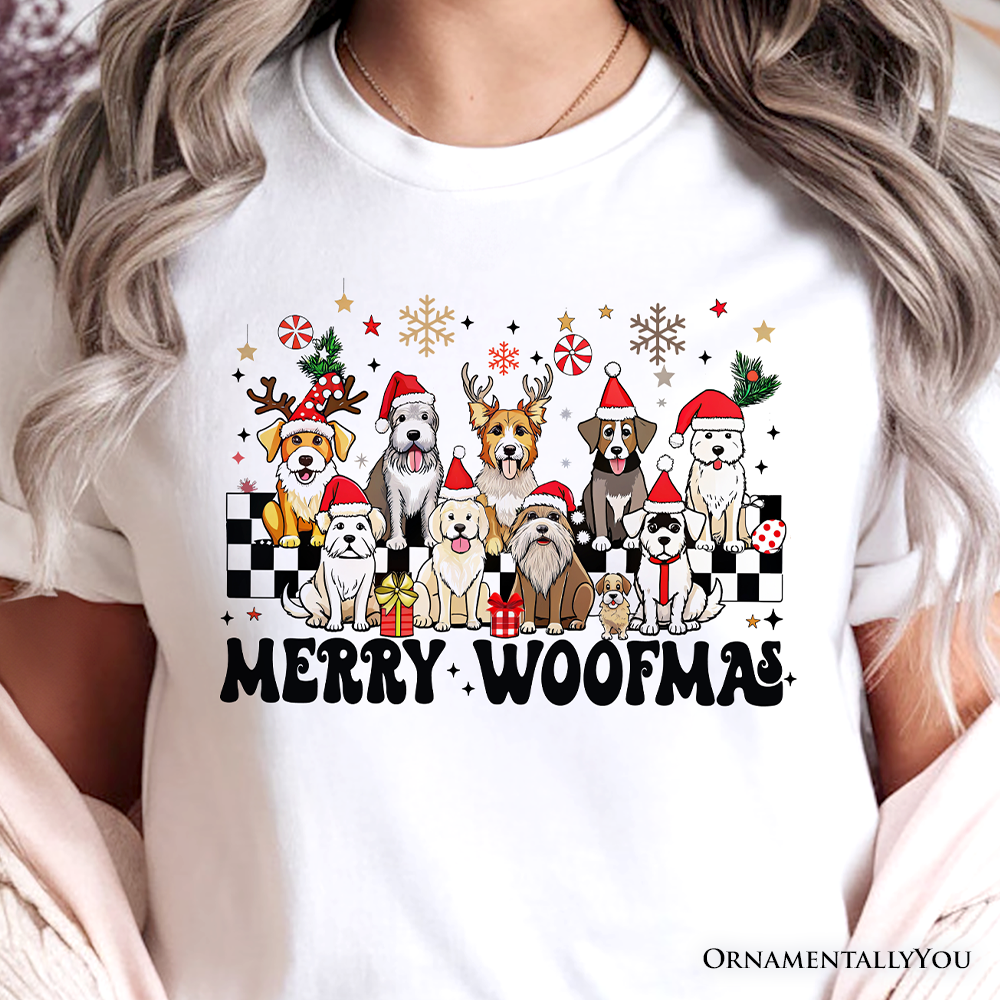 Merry Woofmas Dog Mama T‑Shirt, Dogs With Santa Hats Christmas Tee