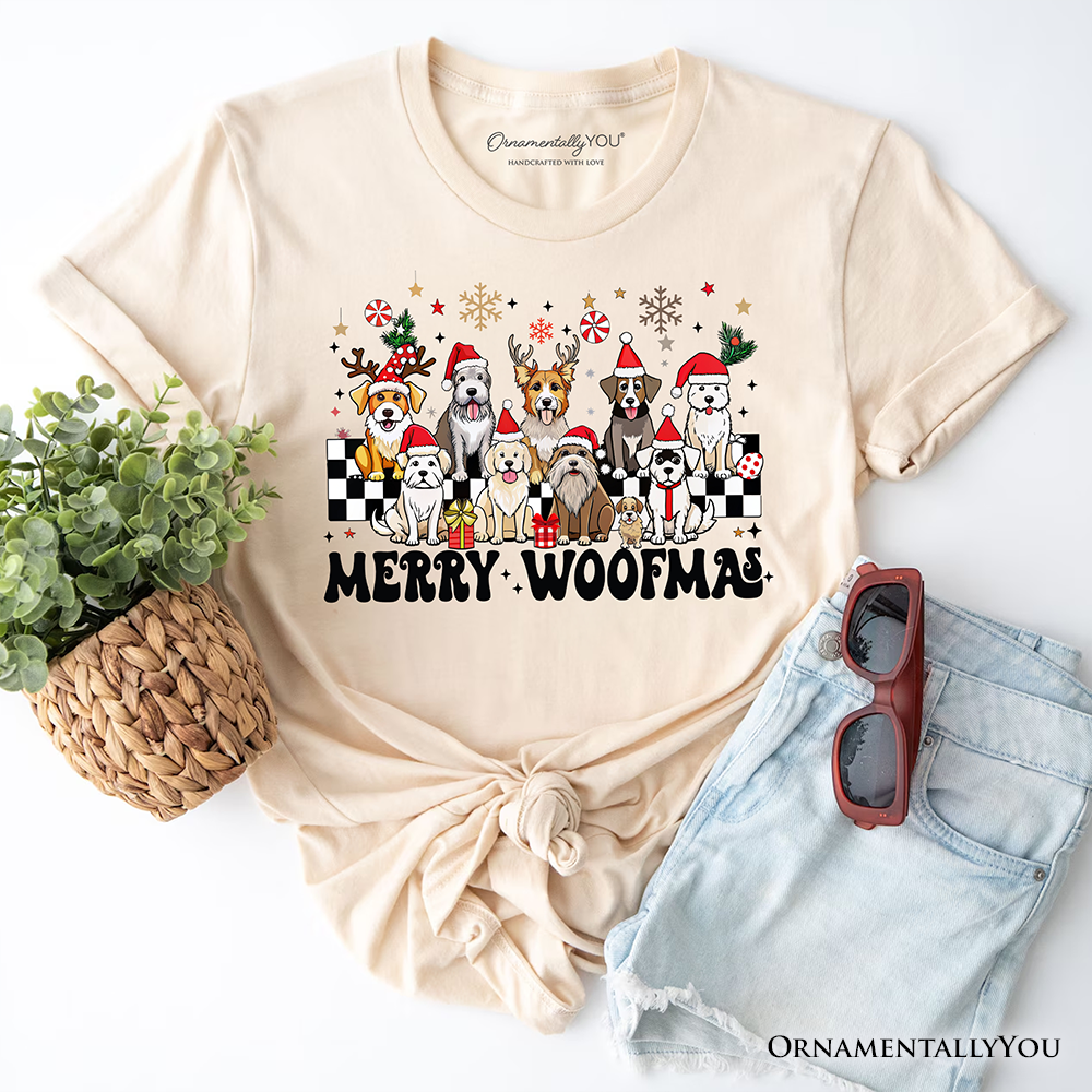 Merry Woofmas Dog Mama T‑Shirt, Dogs With Santa Hats Christmas Tee