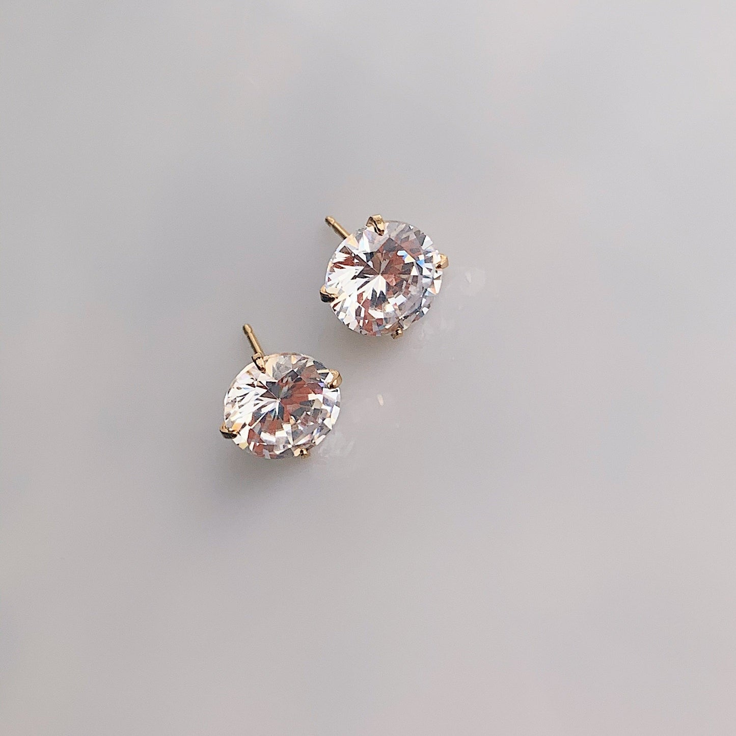 Round Cz Studs