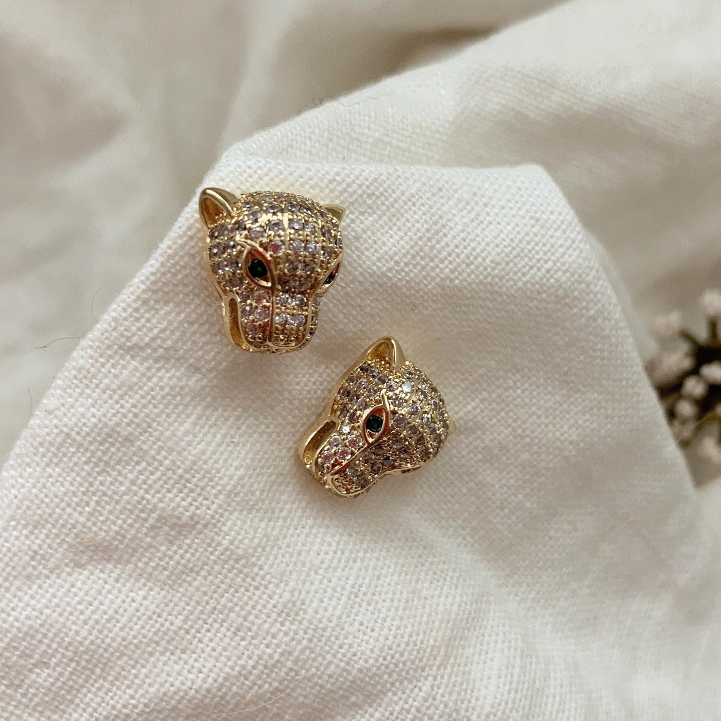 Jaguar Cz Studs