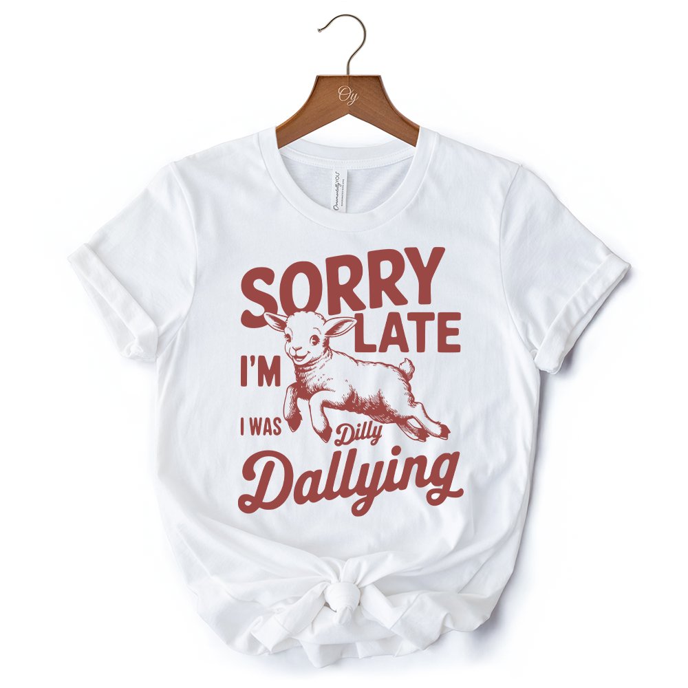Sorry I'm Late Funny Lamb T-Shirt, Retro Dilly Dallying White and Natural Tee for Quirky Women