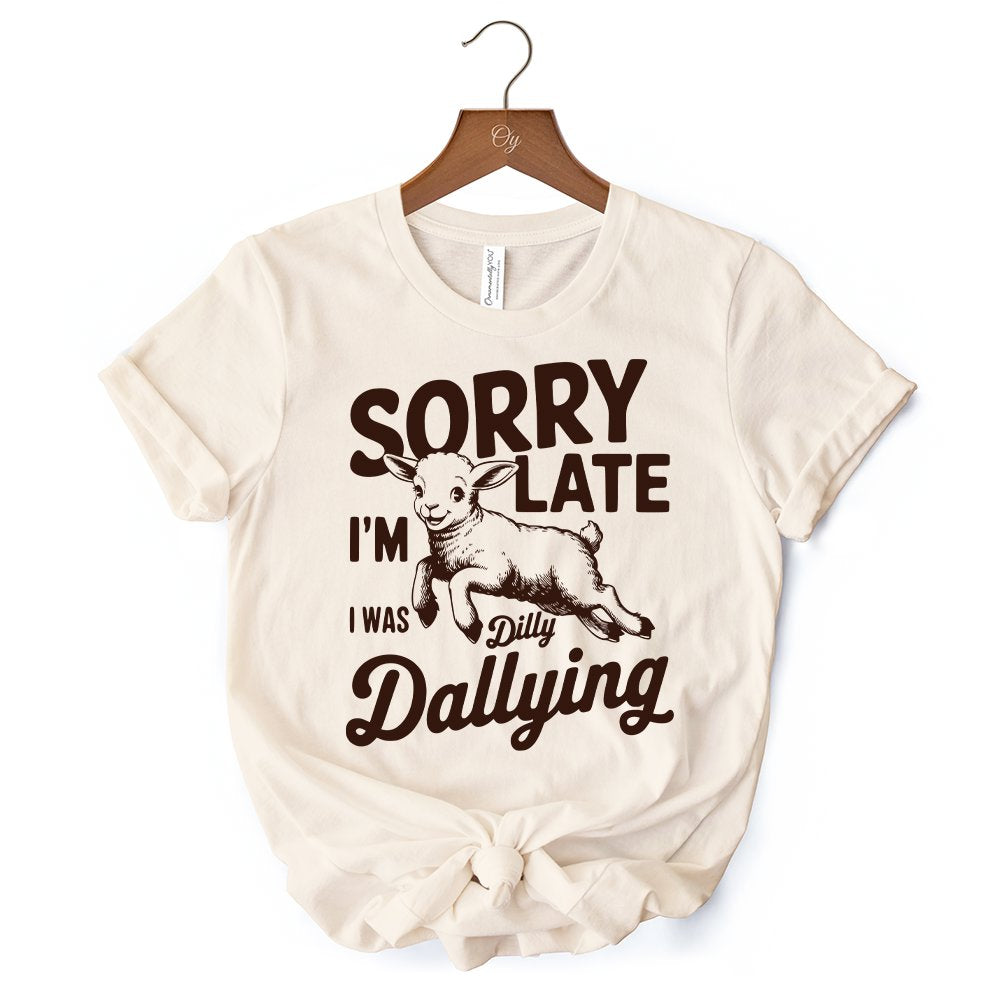 Sorry I'm Late Funny Lamb T-Shirt, Retro Dilly Dallying White and Natural Tee for Quirky Women