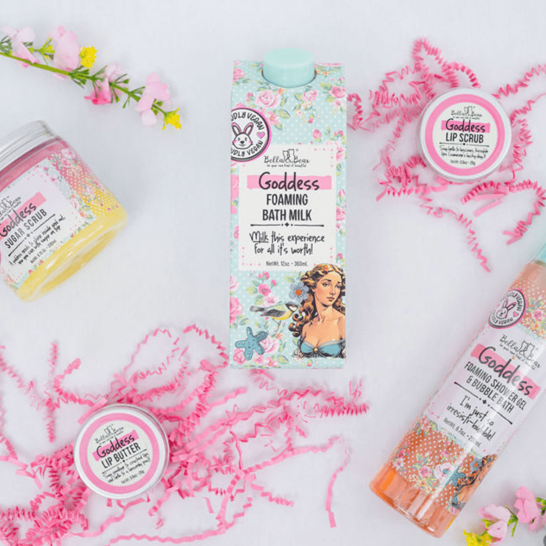 Bella & Bear Goddess Gift Set with 2 in 1 Foaming Shower Gel & Bubble Bath, Foaming Bath Milk, Body Scrub & Lip Care Set – Tropical Scent