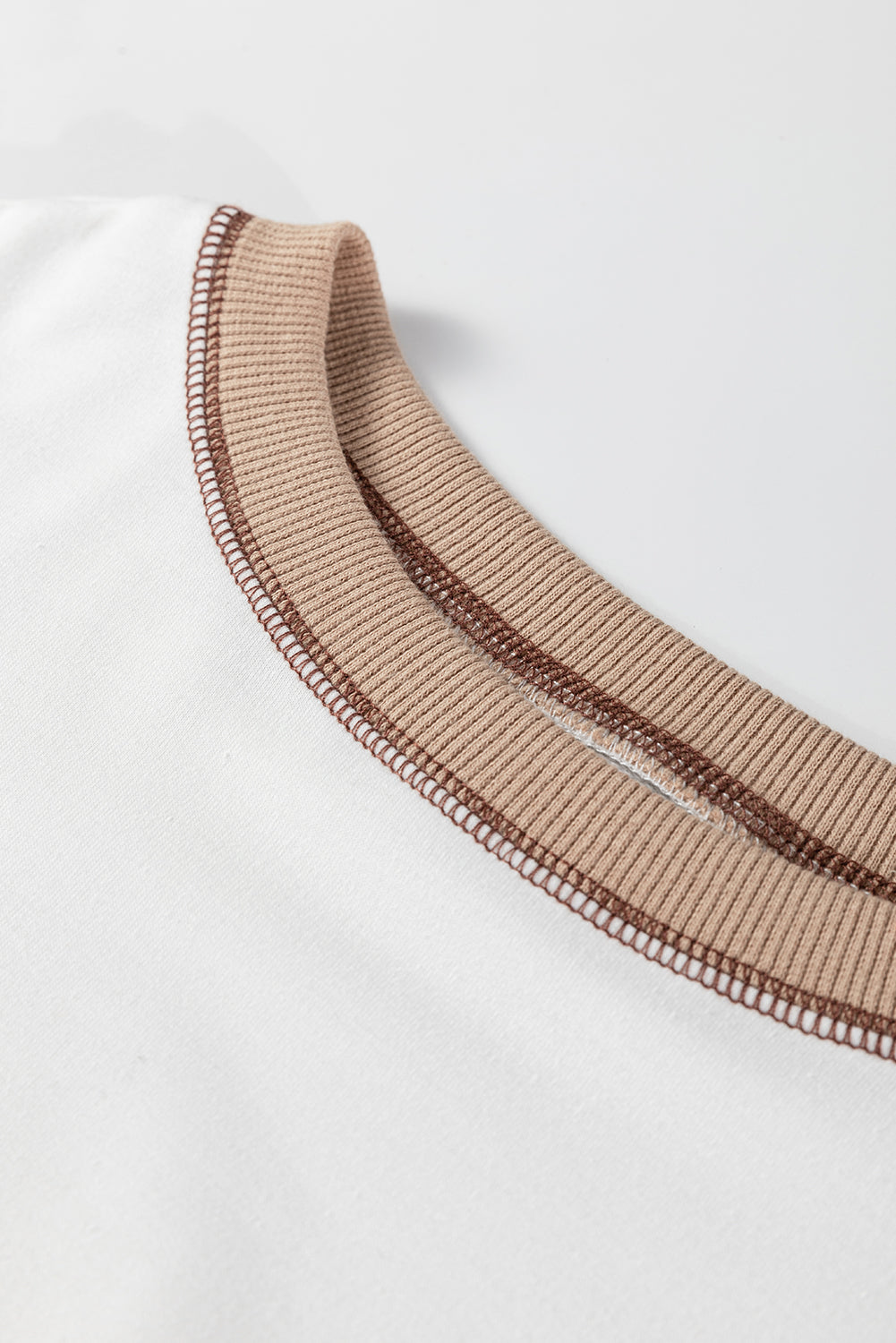 Zyla Contrast Stitching Oversize Sweatshirt