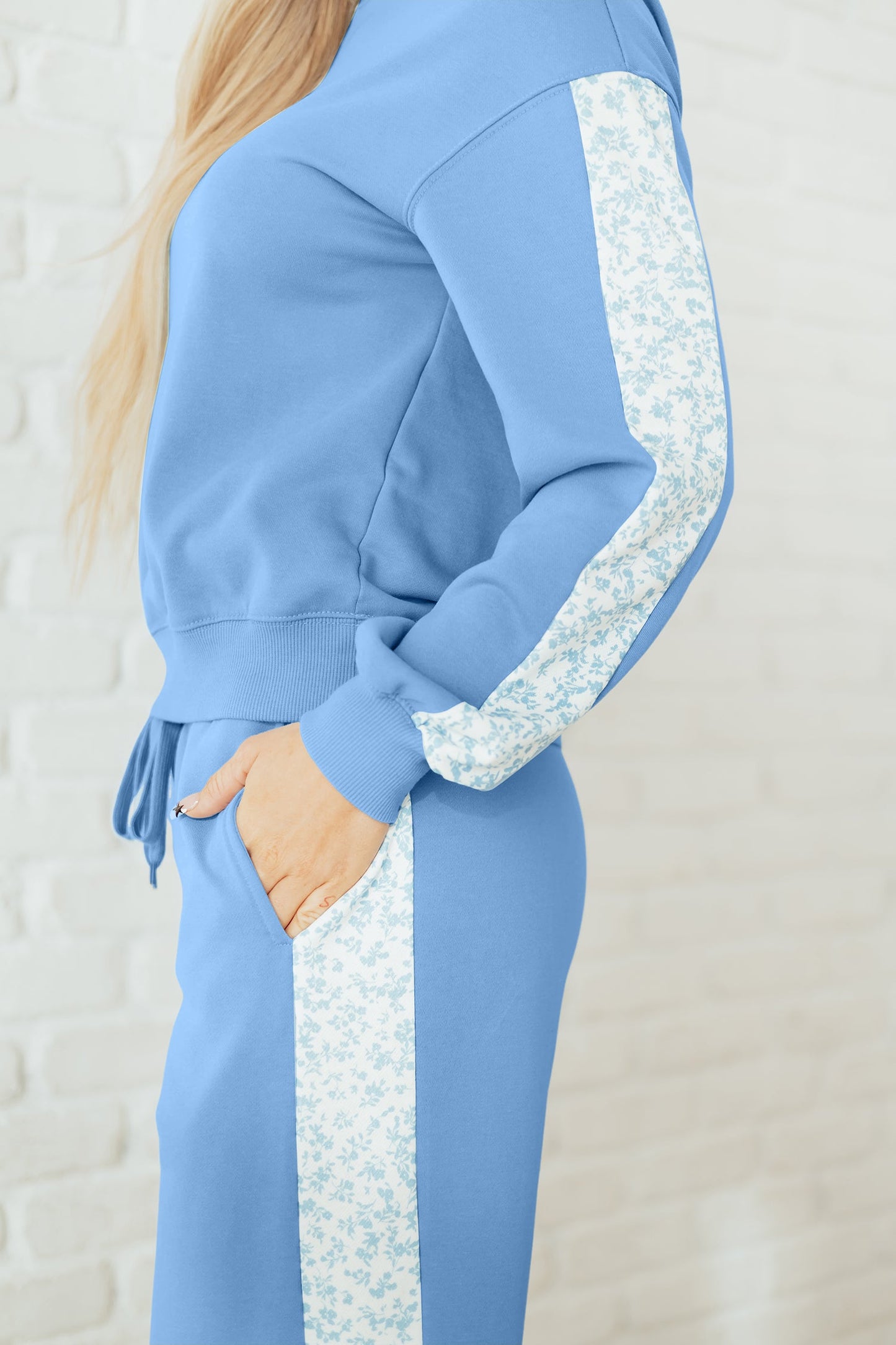 Robin and Sweatpants Lounge Set
