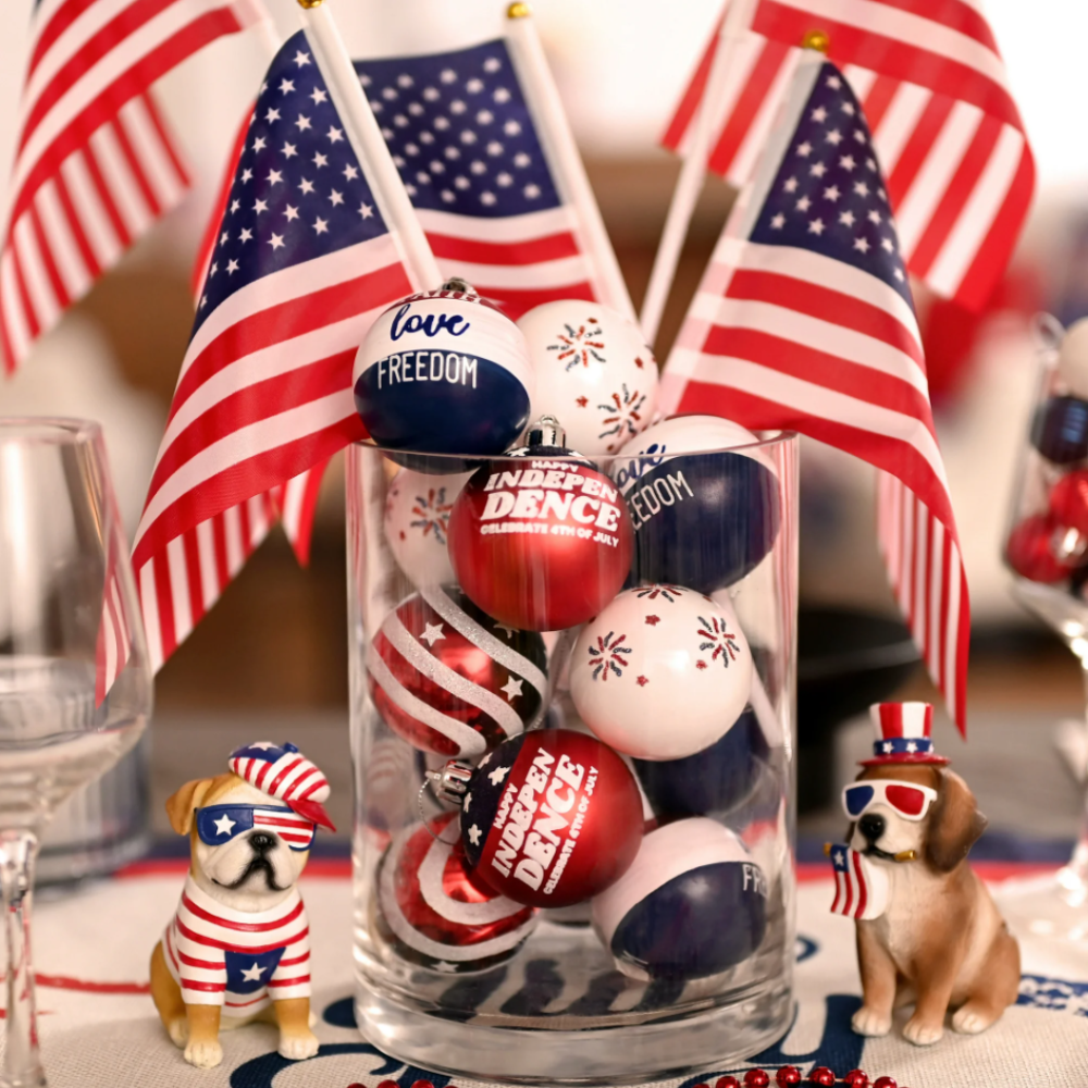 Independence Day Bauble Ornaments, 16 Piece Patriotic Tree Decor