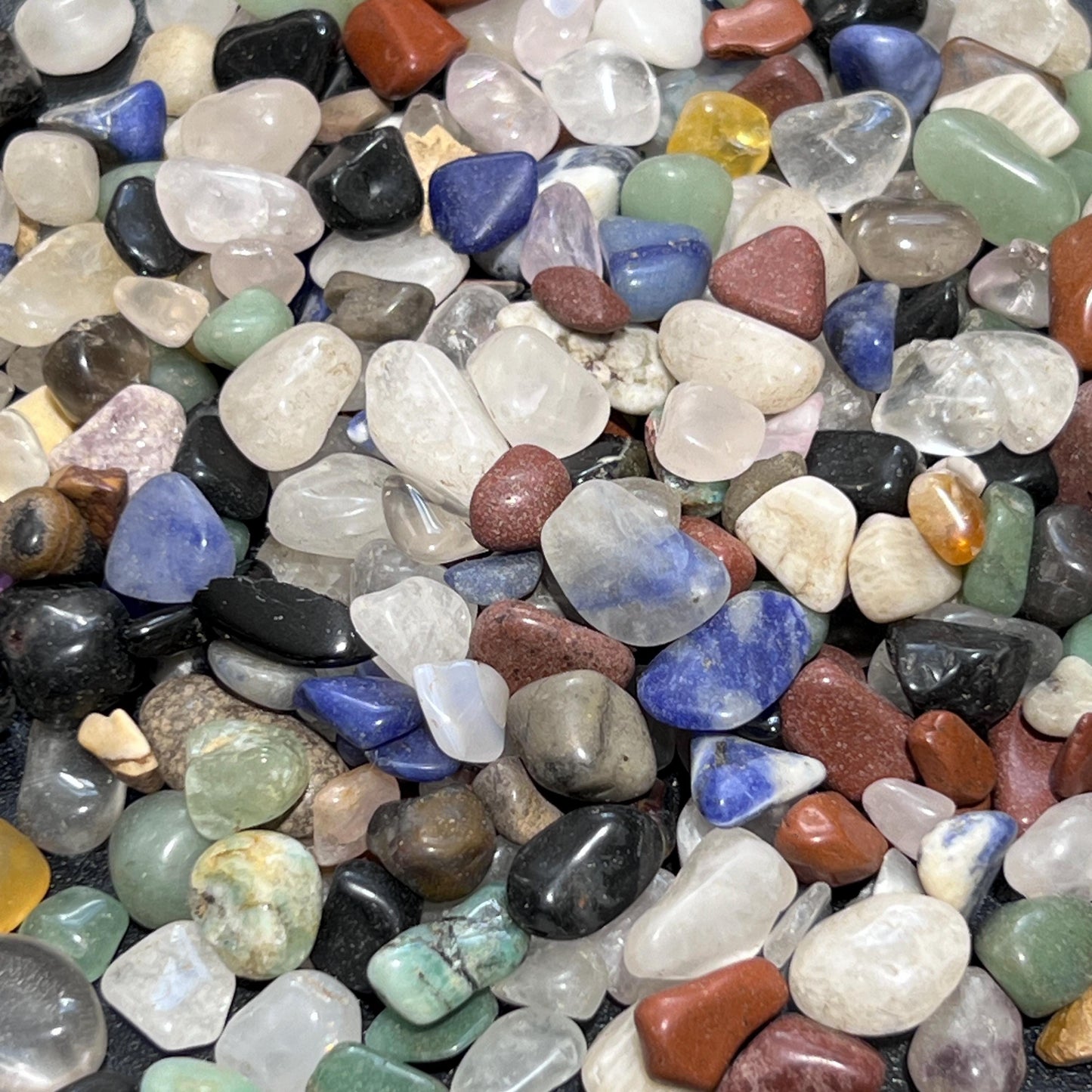 Small Tumbled Stones Mix (10-15mm)