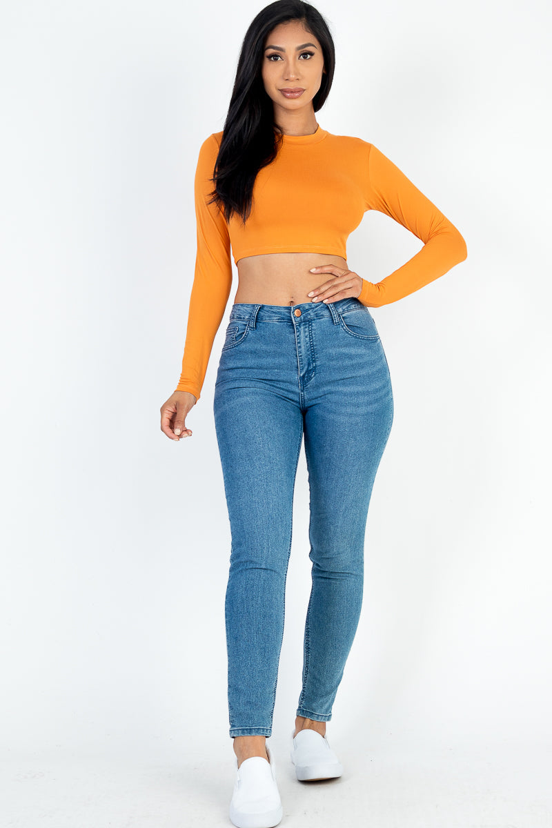 Crew Neck Long Sleeve Cropped Top