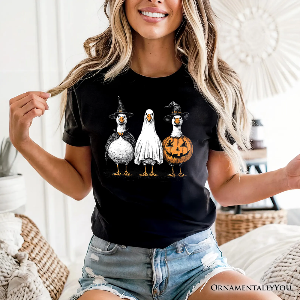 Haunting Honkers Goose T-Shirt, Funny Halloween Costumes Tee