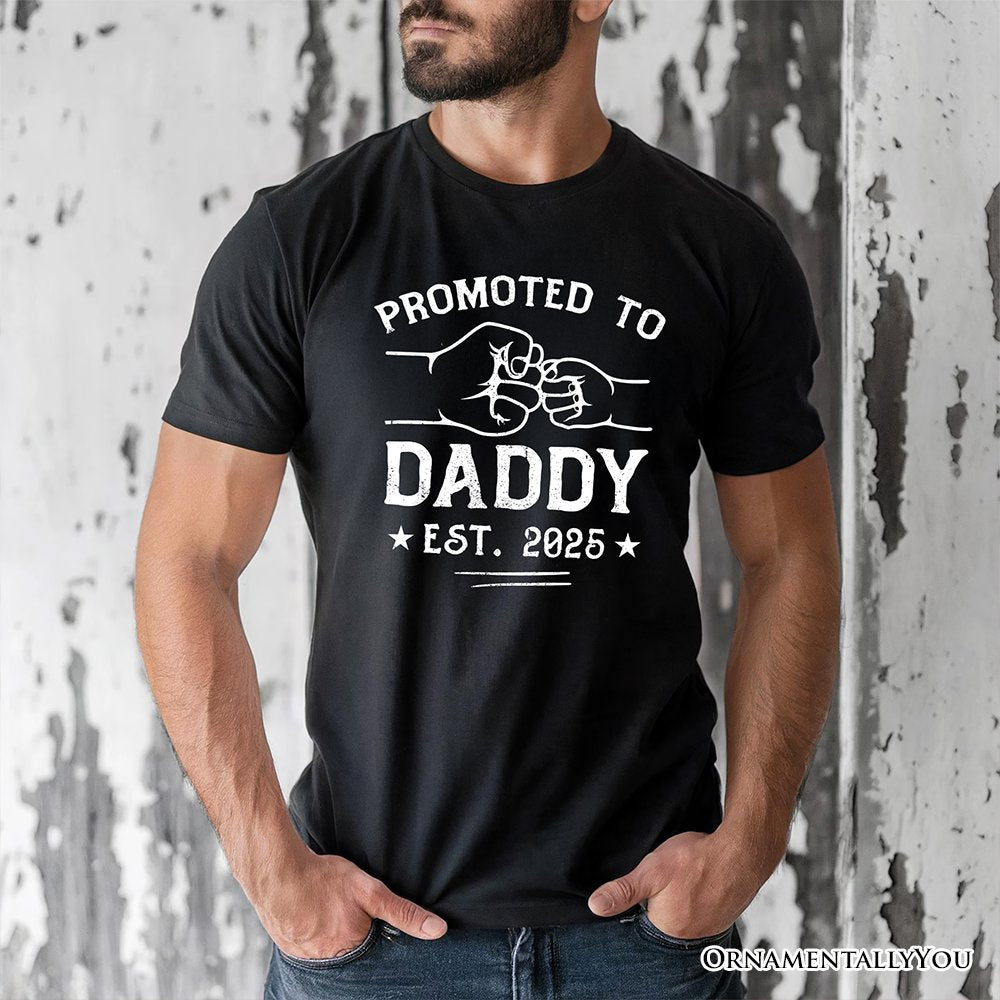 Promoted to Daddy Est. 2025 T-Shirt, Black and White New Dad Pregnancy Announcement Tee
