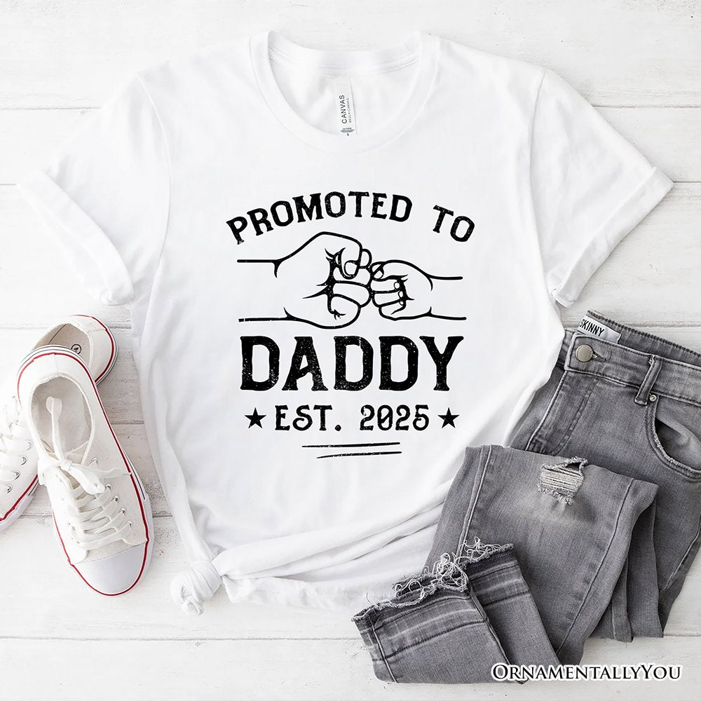 Promoted to Daddy Est. 2025 T-Shirt, Black and White New Dad Pregnancy Announcement Tee