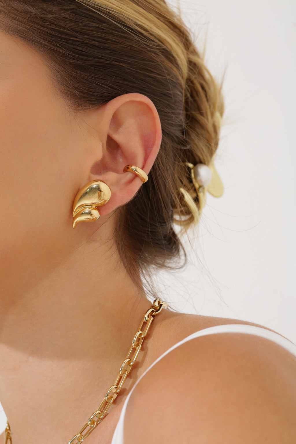 Sona Earrings