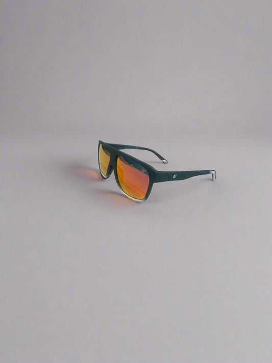 The Links. Green white fade. Sunset Revo Lens. Polarized
