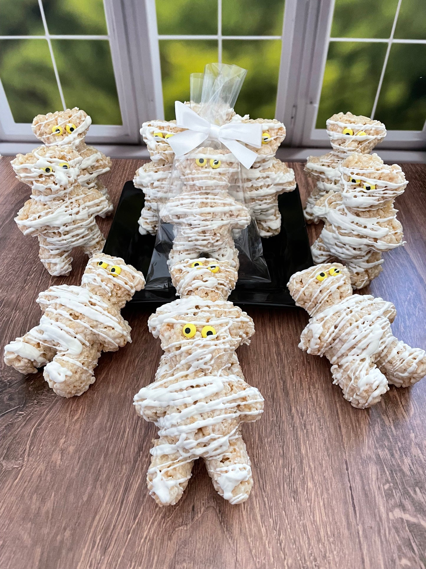 Halloween "Mummy" Bear Rice Crispie Treats
