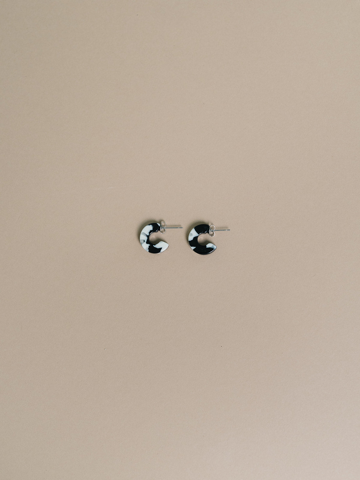 Mali Hoops - Black + White