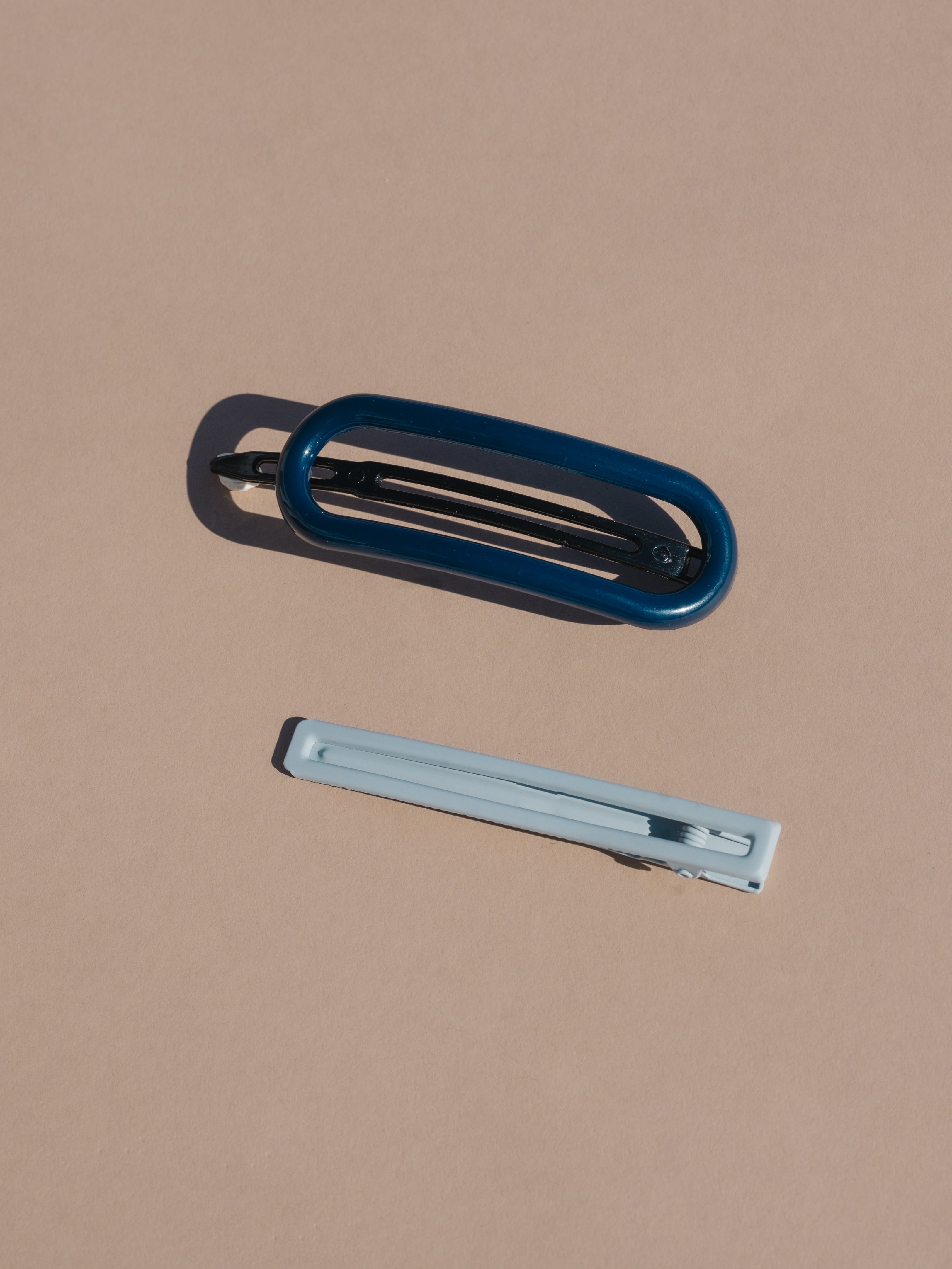Byron Clips - Gray Blue