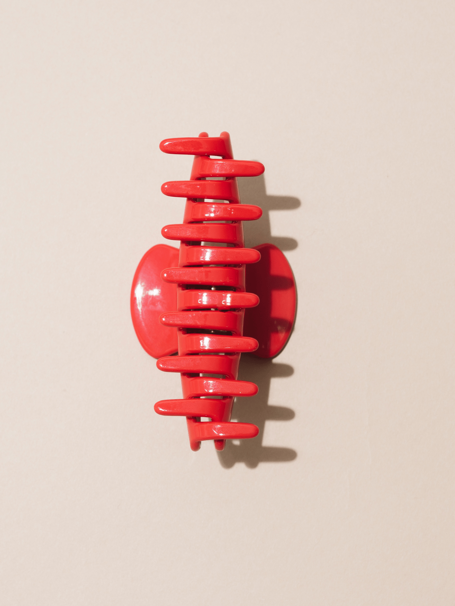 Medium Hair Claw - Cherry