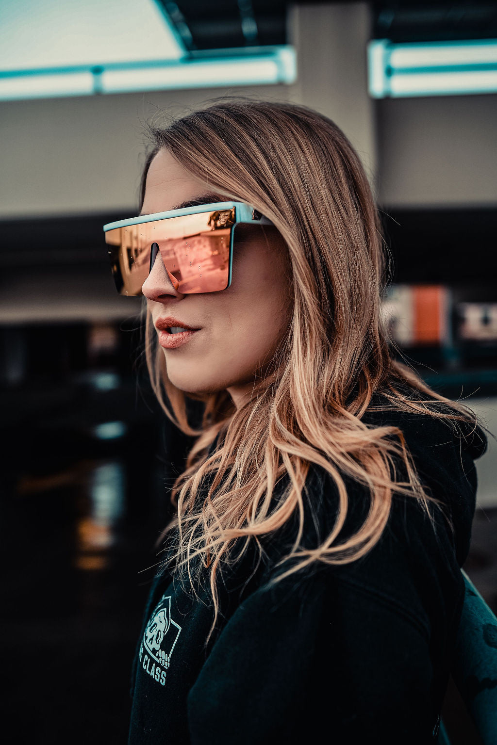 Afterhour White Frame/Champagne Lens