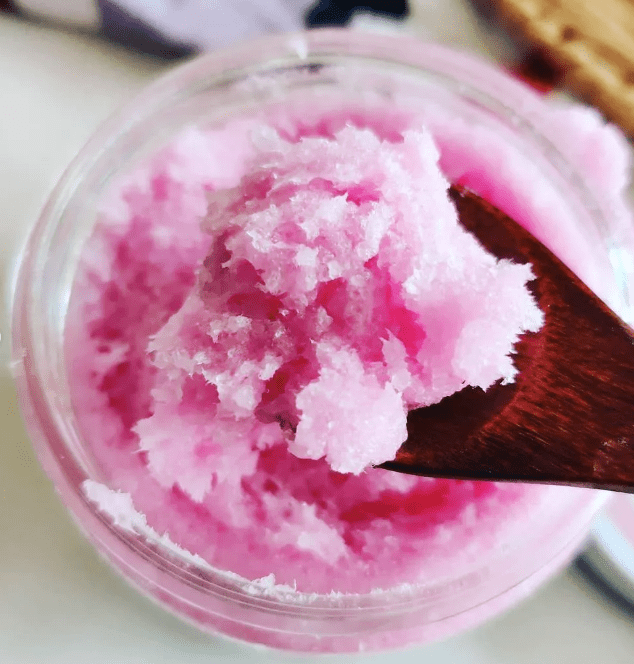Rose & Ivy Body Scrub 6.7oz